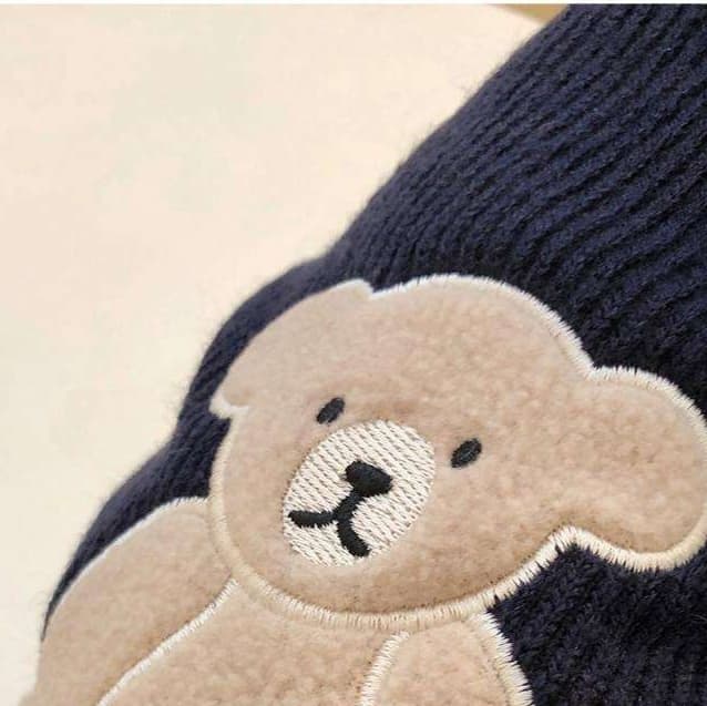 猫服 小熊刺繍入りふわもこ袖口あったか猫用編み上着