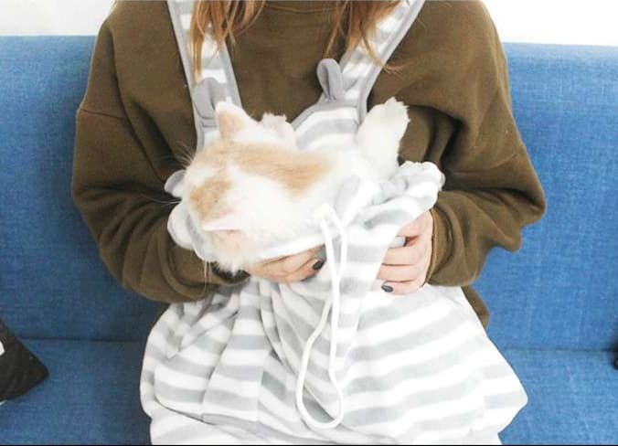 猫服  抱っこ服 | ふわもこ猫抱っこエプロン