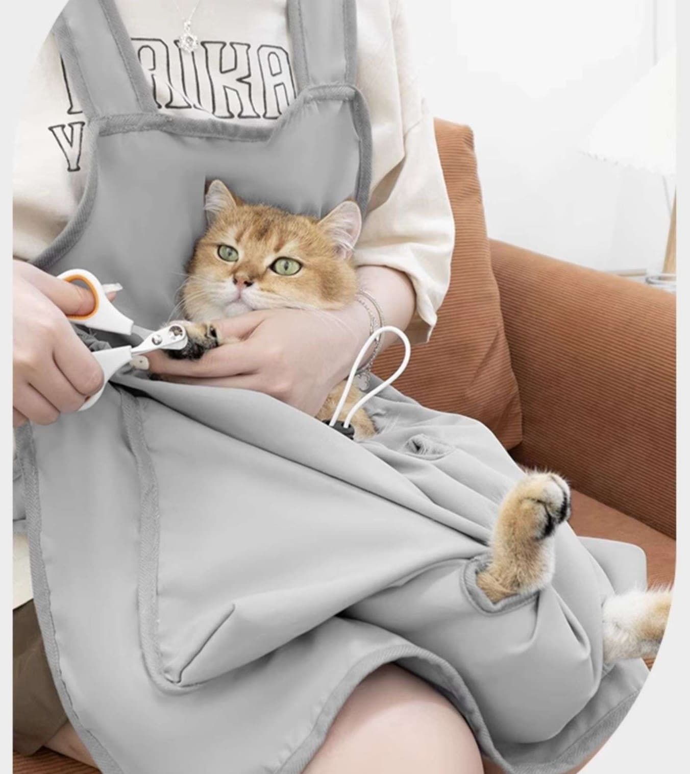 猫服  抱っこ服 | ふわもこ猫キャリーエプロン