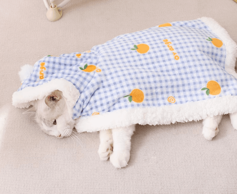 猫服  防寒服 | もこもこ猫ちゃん用ポンチョ型防寒ケープ