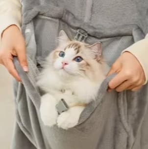 猫服  抱っこ服 | 冬にぴったりの着る毛布！もふもふキャットポーチ付