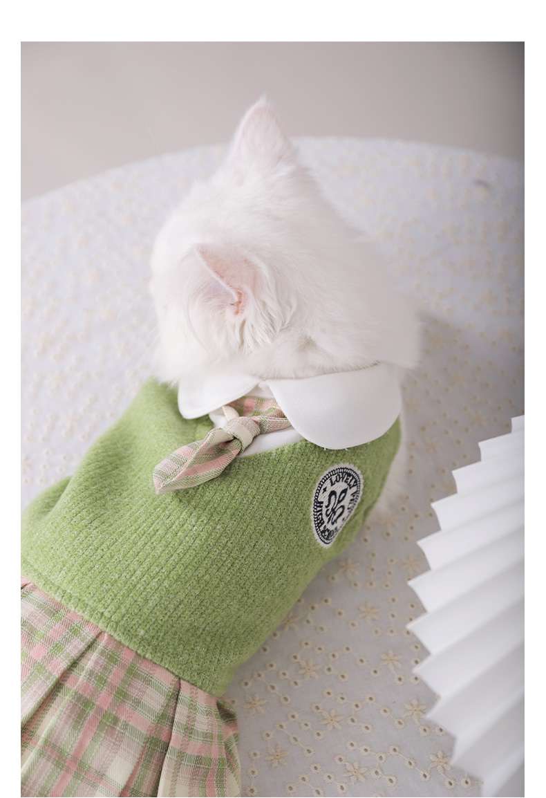 猫服  洋服 | ふんわりチェック柄スカート付き猫用セーター